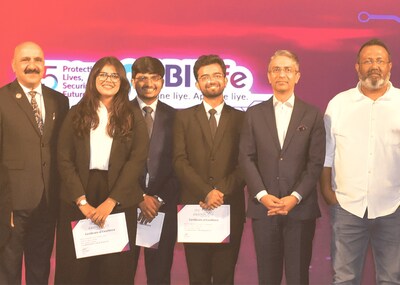 Team from SPJIMR, Mumbai, bagged the National Champion title at SBI Life’s IdeationX 2.0 in the presence of Mr. Amit Jhingran, MD & CEO, SBI Life Insurance, Mr. Abhinav Bindra, Olympic Gold Medalist and Mr. Ravindra Sharma, Chief of Brand, Corporate Communication and CSR, SBI Life Insurance