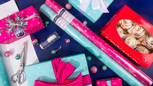 CINNABON® BAKES UP CINNAMON ROLL SCENTED WRAPPING PAPER THIS HOLIDAY SEASON