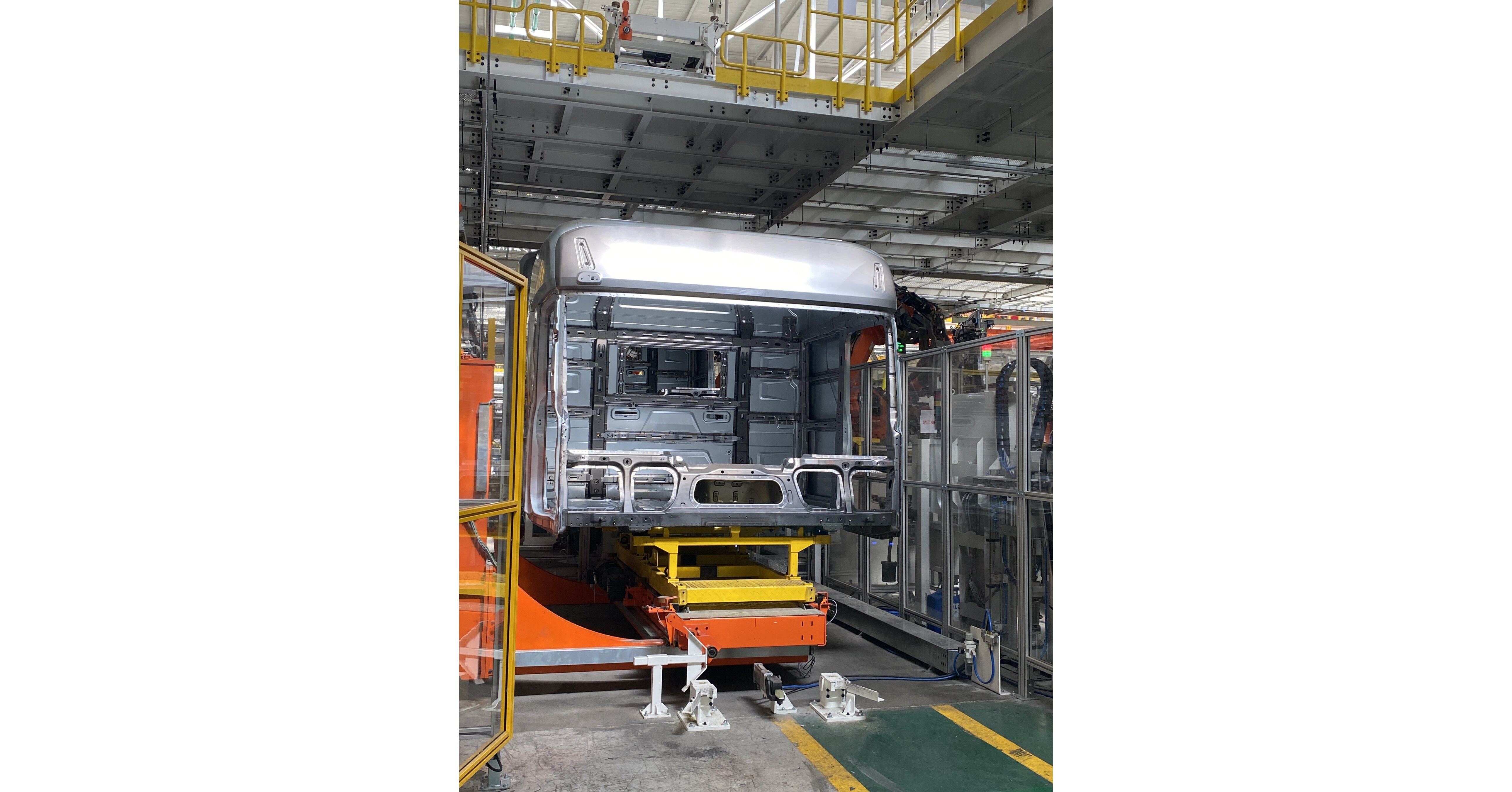 COMAU MEMPERERAT KOLABORASI DENGAN BEIJING FOTON DAIMLER, TINGKATKAN PROSES PRODUKSI TRUK DENGAN METODE MUTAKHIR DI TIONGKOK