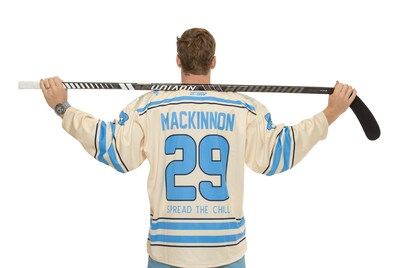 Nate MacKinnon joins Chilly Ones (CNW Group/Chilly Ones Beverages) Nate MacKinnon joins Chilly Ones (CNW Group/Chilly Ones Beverages)