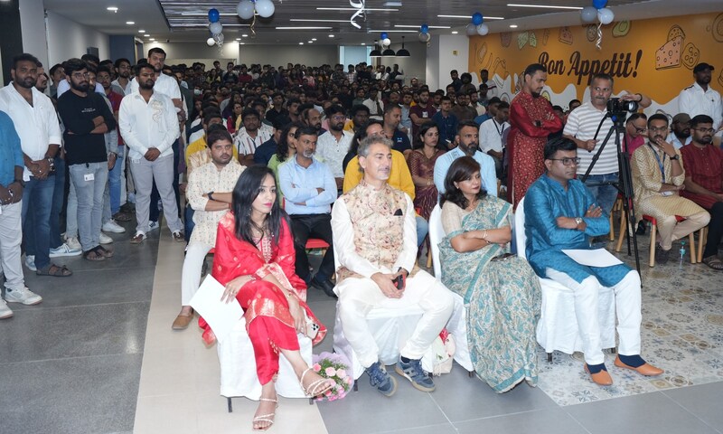 Unable to view the image, Please provide a valid URL.