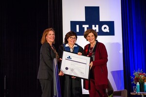 L'ITHQ décerne un diplôme honoris causa à Josée di Stasio
