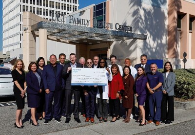 (left to right) Joy Kliewer, senior director, development, UCI Health Advancement, Nikki Gaitan, senior executive director, development, UCI Health Advancement, Ciara Calub, corporate social responsibility, Hyundai Motor North America, Brandon Ramirez, director, corporate social responsibility, Hyundai Motor North America, Cole Stutz, chief safety officer, Hyundai Motor North America, Chad Lefteris, president and CEO, UCI Health, Melitza Cobham-Browne, MD, division chief, pediatrics, UCI Health, Laurie Johnson, vice president, ambulatory care, UCI Health, Leanne Funada, interim executive director, UCI Health Family Health Centers, Michael Jaimes, chair, UCI Health FQHC Board of Directors, Thea Nguyen, corporate social responsibility, Hyundai Motor North America, and UCI Health FQHC executive council members at UCI Health Family Health Center in Santa Ana, Calif., on Nov. 6, 2025 (Photo/Hyundai) (left to right) Joy Kliewer, senior director, development, UCI Health Advancement, Nikki Gaitan, senior executive director, development, UCI Health Advancement, Ciara Calub, corporate social responsibility, Hyundai Motor North America, Brandon Ramirez, director, corporate social responsibility, Hyundai Motor North America, Cole Stutz, chief safety officer, Hyundai Motor North America, Chad Lefteris, president and CEO, UCI Health, Melitza Cobham-Browne, MD, division chief, pediatrics, UCI Health, Laurie Johnson, vice president, ambulatory care, UCI Health, Leanne Funada, interim executive director, UCI Health Family Health Centers, Michael Jaimes, chair, UCI Health FQHC Board of Directors, Thea Nguyen, corporate social responsibility, Hyundai Motor North America, and UCI Health FQHC executive council members at UCI Health Family Health Center in Santa Ana, Calif., on Nov. 6, 2025 (Photo/Hyundai)