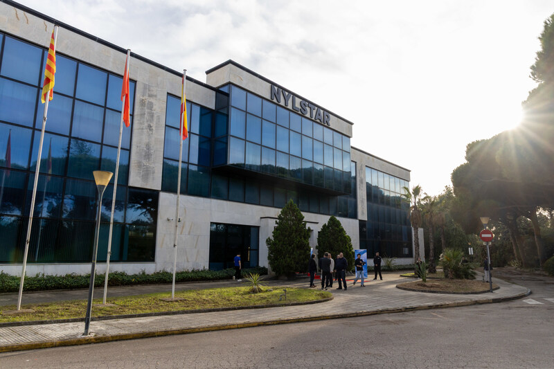 Unable to view the image, Please provide a valid URL.