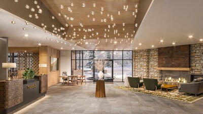 The redesigned and expanded Topnotch Resort lobby (credit: VOCON) (PRNewsfoto/Topnotch Resort)