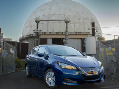 A 2020 Nissan Leaf in front of the geodesic dome high-voltage testing facility at PG&E's Applied Technology Services Center (ATS) in San Ramon, Calif. PG&E tested the Nissan Leaf with Fermata Energy’s Vehicle-to-Everything (V2X) optimization platform and bidirectional charging stations at ATS before integrating the equipment set at the Redwood Coast Airport Microgrid.