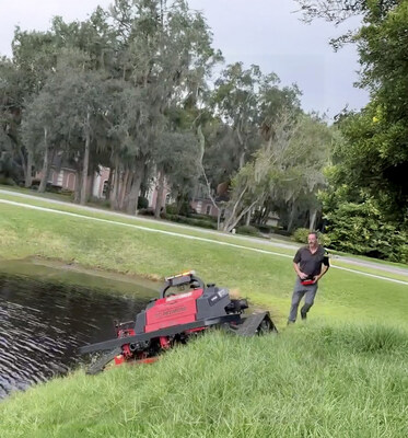 In the hands of dedicated specialists, smart-automation mowers better manage high-risk areas within Florida’s landscapes, including steep slopes, retention/detention perimeters, containment berms, or any uneven and dangerous terrain.