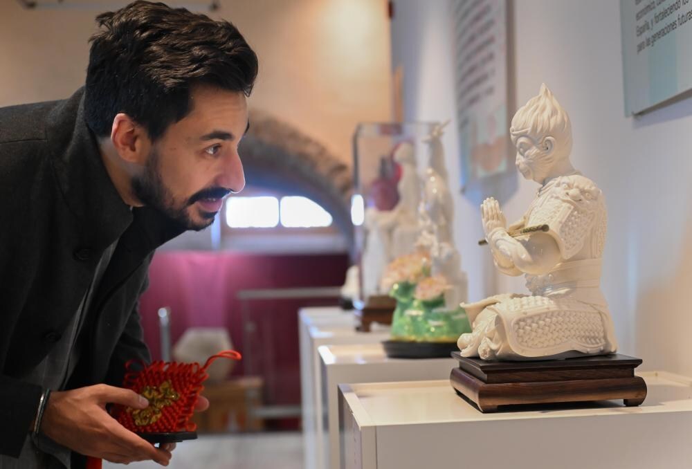 Xinhua Silk Road: China's Blanc de Chine: a decade of heritage and global reach