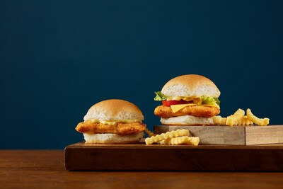 White Castle is offering a $5 Crispy Chicken Slider Combo Dec. 1 - 31 at participating Castles for Craver Nation Rewards Members as part of its Winter Deals.