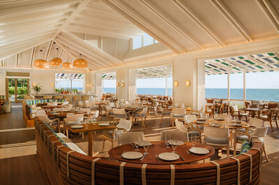 The Resort’s oceanfront restaurant, HB’s, serves freshly caught seafood alongside stunning water views
