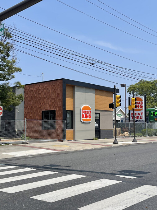 CrownPoint Partners Brokers $2.09 Million Sale of a Burger King in Philadelphia, Pennsylvania
