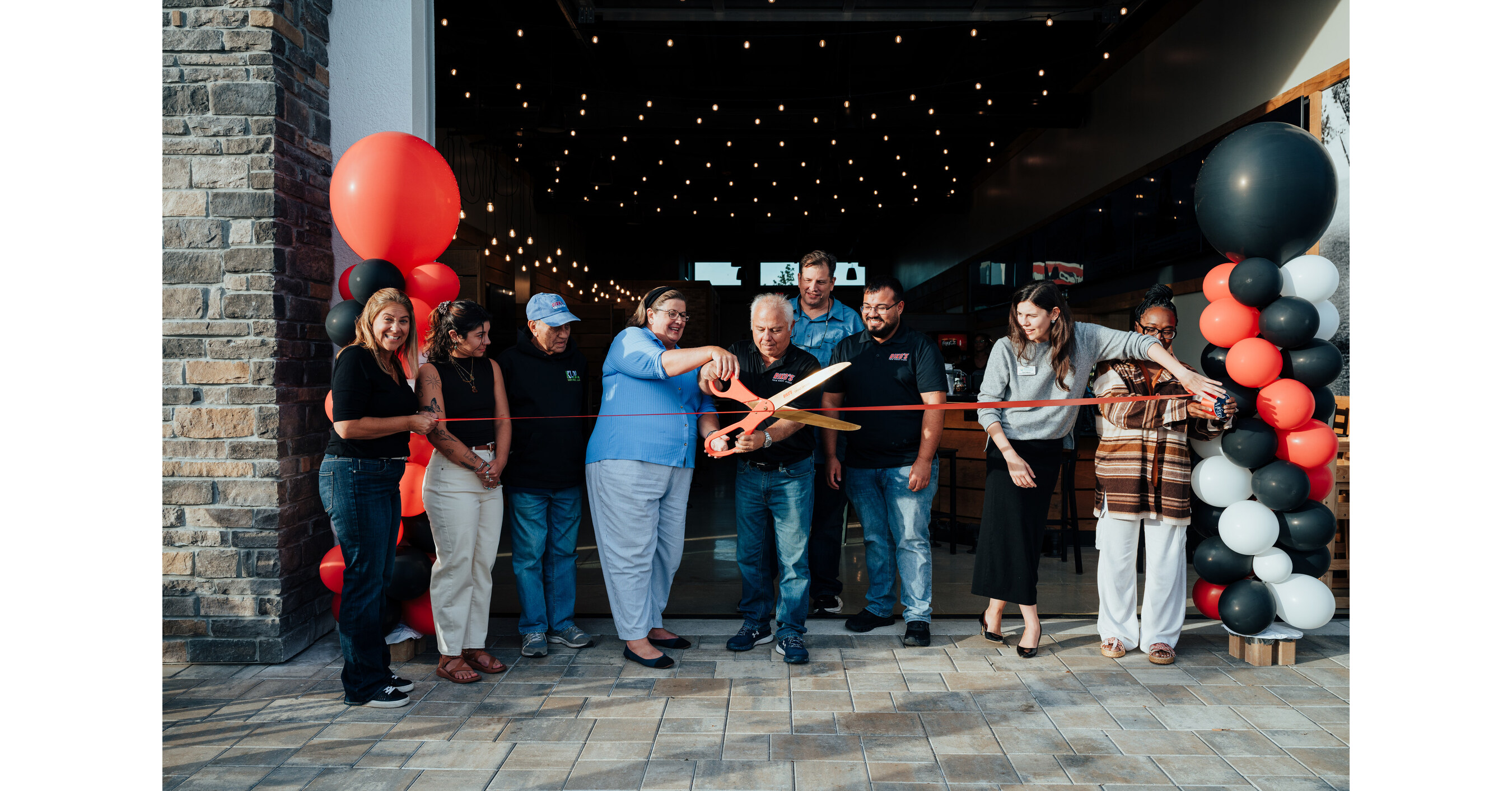 Riko’s Pizza célèbre l’ouverture officielle de son site de Naples, élargissant ainsi son empreinte en Floride