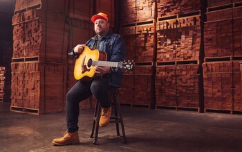 Taylor® Guitars Announces Trey Hensley Gold Label 510e