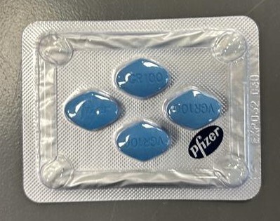 Fake Viagra seized from Rocky Convenience in Toronto, Ontario (CNW Group/Health Canada (HC)) Fake Viagra seized from Rocky Convenience in Toronto, Ontario (CNW Group/Health Canada (HC))