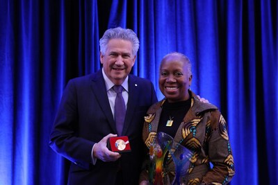 LA FONDATION POUR LA RECHERCHE EN SANTÉ ANNONCE LES RÉCIPIENDAIRES DE LA MÉDAILLE D'HONNEUR ET DU PRIX POUR LA DIVERSITÉ ET L'ÉQUITÉ EN RECHERCHE 2025