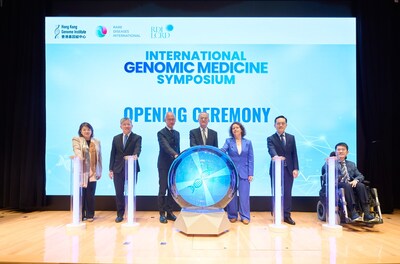 An opening ceremony was held to kick off the International Genomic Medicine Symposium. Officiating guests included (from left) Dr Libby Lee, Chief Executive of the Hospital Authority; Mr Thomas Chan, Permanent Secretary for Health of the HKSAR Government; Mr Philip Tsai, Chairperson of the Hong Kong Genome Institute; Professor Chung-mau Lo, Secretary for Health of the HKSAR Government; Dr Kirsten Johnson, Chair of the Rare Diseases International; Dr Ronald Lam, Director of Health of the HKSAR Government; Mr Terry Lai, Acting Chairman of the Rare Disease Hong Kong.