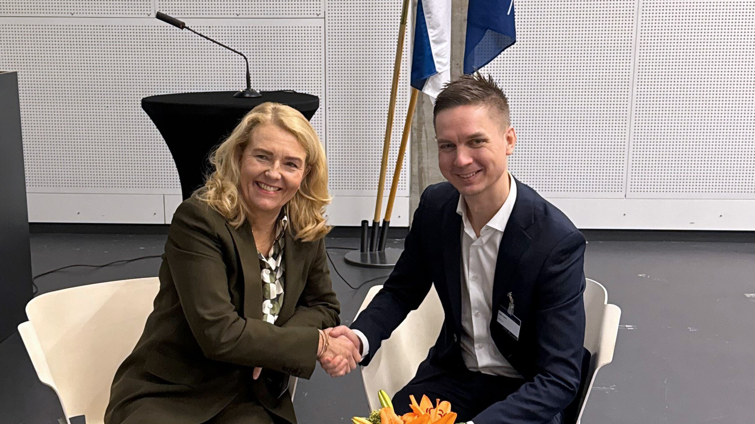 ICEYE and SSC sign Letter of Intent to strengthen Nordic and NATO space-based capabilities