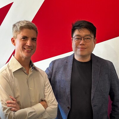 L-R - Michael Isvy, Head of Engineering and Seet Teck Kiang, Head of Business at Zenika Singapore