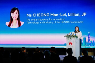 Ms. CHEONG Man-Lei, Lilian, JP, The Under Secretary for Innovation Technology and Industry of the HKSAR Government, delivering opening remarks
