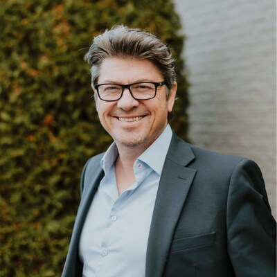 Maison Riviera nomme Michael Norman comme Chef de la direction