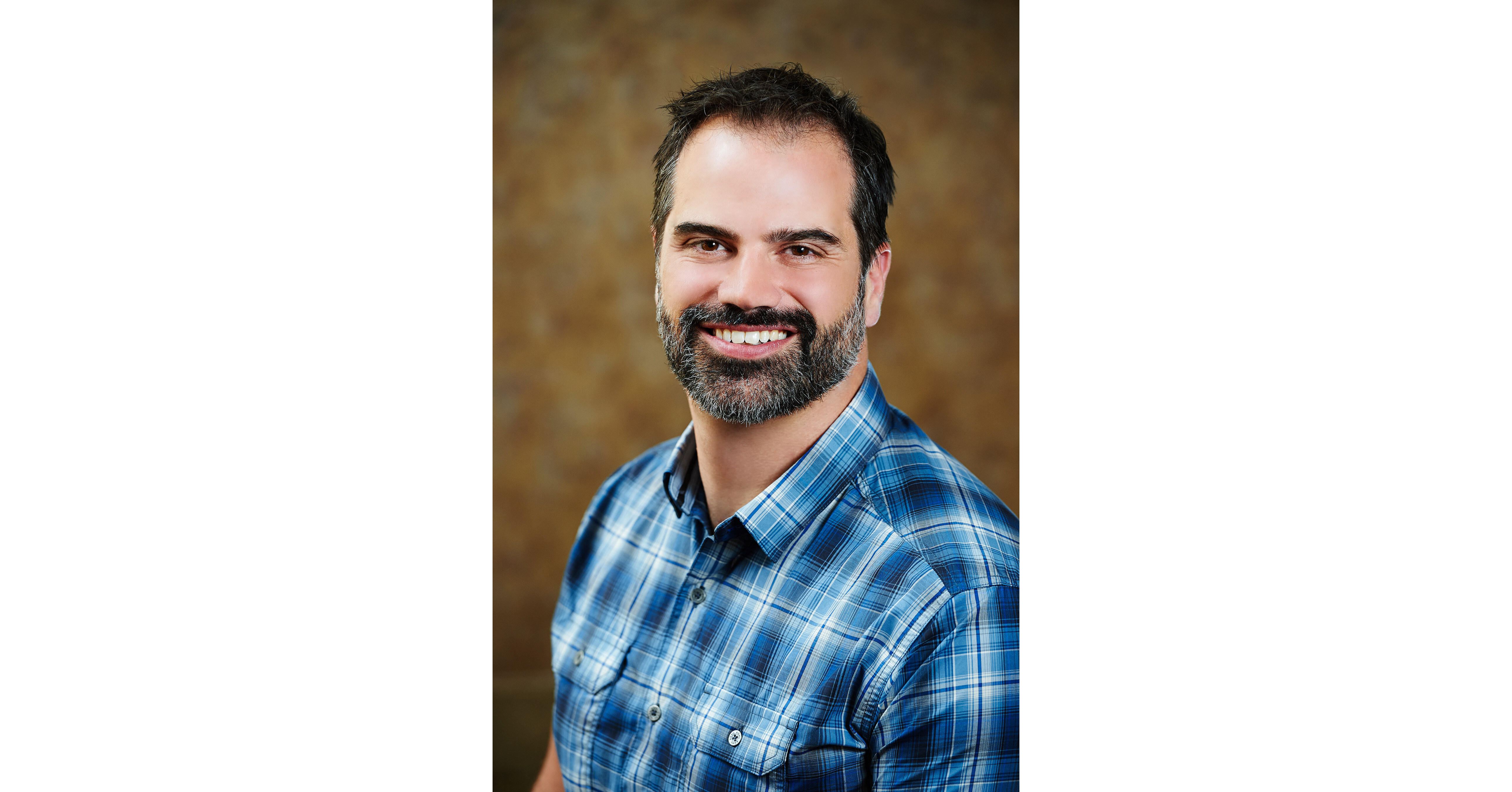 Knowles Elects Senior Fellow and Science Teacher Bradford Hill as New Trustee