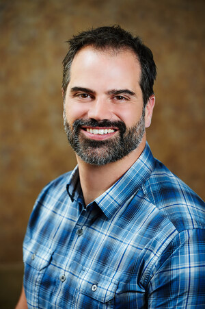 Knowles Elects Senior Fellow and Science Teacher Bradford Hill as New Trustee