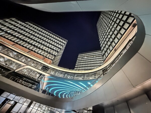 Unable to view the image, Please provide a valid URL.