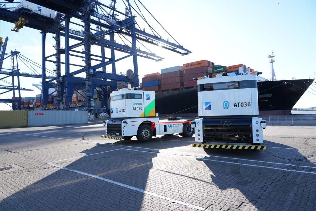 Westwell Delivers 2nd Batch of Autonomous Trucks to the Port of Felixstowe, 1st European Port Adopting ATs