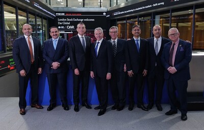 DAR GLOBAL RINGS THE LONDON STOCK EXCHANGE OPENING BELL AS SAUDI ARABIA REAL ESTATE OPENS TO THE WORLD (PRNewsfoto/Dar Global) DAR GLOBAL RINGS THE LONDON STOCK EXCHANGE OPENING BELL AS SAUDI ARABIA REAL ESTATE OPENS TO THE WORLD (PRNewsfoto/Dar Global)