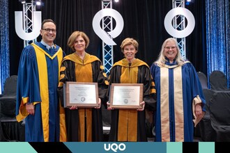 De gauche &#224; droite : M. Alexandre Cloutier, pr&#233;sident de l&#8217;Universit&#233; du Qu&#233;bec, L&#8217;honorable Liza Frulla, directrice g&#233;n&#233;rale de l&#8217;ITHQ, Mme Louise Beaudoin et Mme Murielle Laberge, rectrice de l&#8217;Universit&#233; du Qu&#233;bec en Outaouais. (cr&#233;dit : Marie-Andr&#233; Blais &#8211; UQO) (Groupe CNW/Institut de tourisme et d&#39;h&#244;tellerie du Qu&#233;bec)