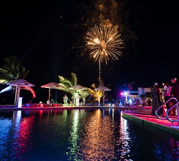 New Year's Eve Fireworks at Peter Island Resort
