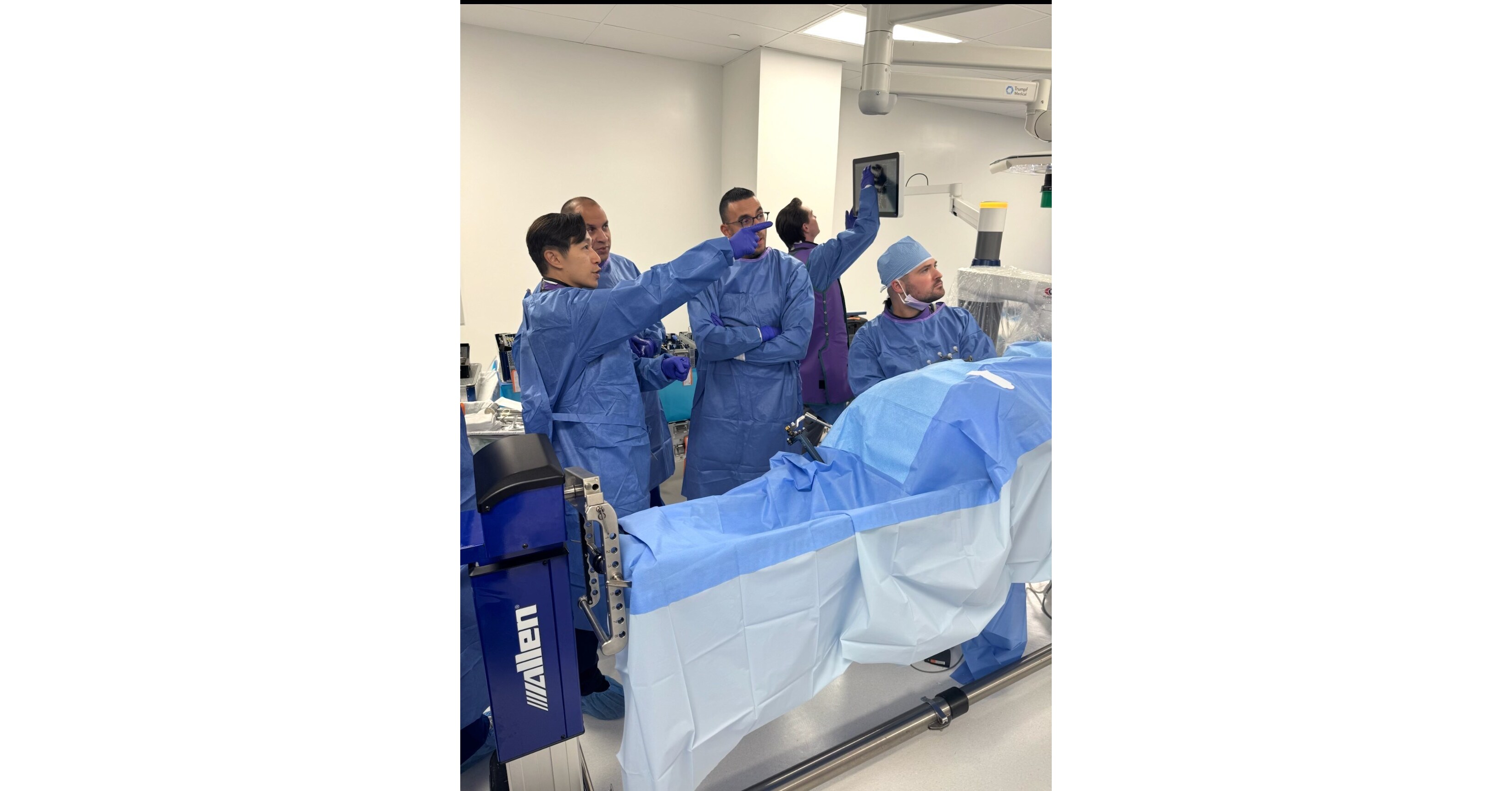 Top Los Angeles Spine Surgeon Dr. Albert Wong Served as Faculty Leader at Globus Advanced Spine Surgery Training Course