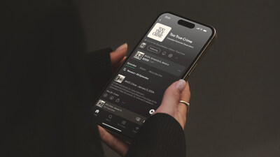 Phone display featuring "Too True Crime", a new podcast presented by the Canadian Femicide Observatory for Justice and Accountability. (CNW Group/Canadian Femicide Observatory for Justice and Accountability)