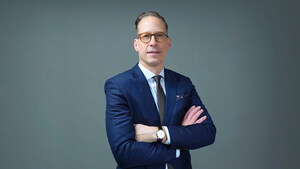 Leader in Skull Base Surgery Joins NYU Langone to Head New Neurosurgery Center