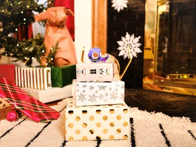 For generations, Scotch Gift-Wrap Tape has been the go-to choice for holiday gift-givers, helping make every unwrapping moment brighter. Designed to virtually disappear on most wrapping papers, Scotch Gift-Wrap Tape creates a smooth finish and keeps gifts securely sealed, giving peace of mind and a polished presentation, even in the busiest holiday moments.