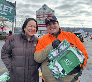 Latino Businesses Continue Christmas Tradition: Abogados Centro Legal, Mi Pueblo Supermarket, Radio La Jefa, and Belt, Bruner &amp; Barnett Personal Injury Lawyers to Gift Boston Butts to Alabama Families