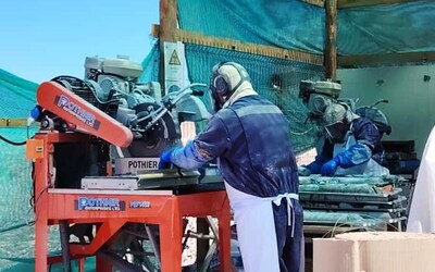 First Diamond Drillhole Confirms Gold-Rich Major Copper Discovery in Coastal Chile (CNW Group/Hot Chili Limited) First Diamond Drillhole Confirms Gold-Rich Major Copper Discovery in Coastal Chile (CNW Group/Hot Chili Limited)