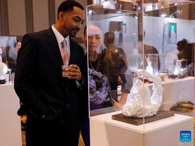 Xinhua Silk Road：中国の徳化白磁の展覧会がロサンゼルスで開幕