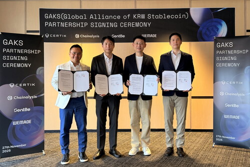 (L-R) James Ang, VP of Chainalysis Asia Pacific; Shane Kim, VP of WEMADE and CEO of WEMIX; Ronghui Gu, Co-founder and CEO of CertiK; and Dan Yu, CSO of SentBe, celebrate the launch of the Global Alliance for KRW Stablecoin