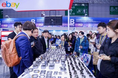 eBay发布《2026汽摩配出海战略品类》,携超大采配团展会"直采" eBay发布《2026汽摩配出海战略品类》,携超大采配团展会"直采"