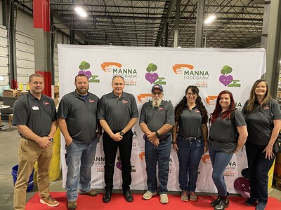 Suburban Propane volunteers pose at MANNA Food Bank in Mills River, North Carolina.