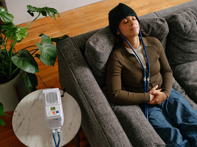 Relaxing with ThermaZone headcap