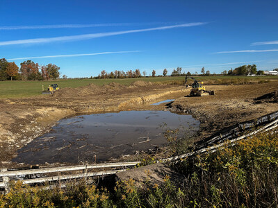 Wetland construction. (CNW Group/Ducks Unlimited Canada)
