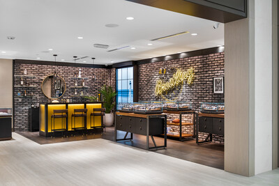 Boutique Breitling en J.R. Dunn Jewelers que incluye un bar completo de Breitling