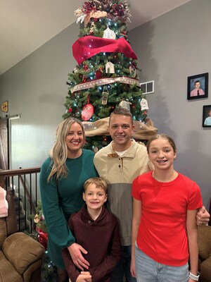 Josh Stigdon and his family.