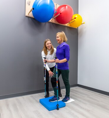 Recommended by leading surgeons, physicians & therapists, our evidence-based ACTIVATOR℗ Poles were designed by an occupational therapist & gerontologist specifically for rehab & long-term conditions. This unique patented design enhances strengthening, stability, and off-loading with your safety in mind. ACTIVATOR℗ Poles may be beneficial for pre/post hip knee surgery, soft tissue injuries, Parkinson's, stroke, MS, chronic pain, cancer rehab, spinal conditions & older adults.