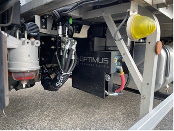 Close-up of the Optimus Technologies Vector System manifold and fuel selector valves installed on a Hino truck, enabling seamless operation on 100% biodiesel (B100) as part of the Optimus–Mitsui collaboration in Japan. Close-up of the Optimus Technologies Vector System manifold and fuel selector valves installed on a Hino truck, enabling seamless operation on 100% biodiesel (B100) as part of the Optimus–Mitsui collaboration in Japan.