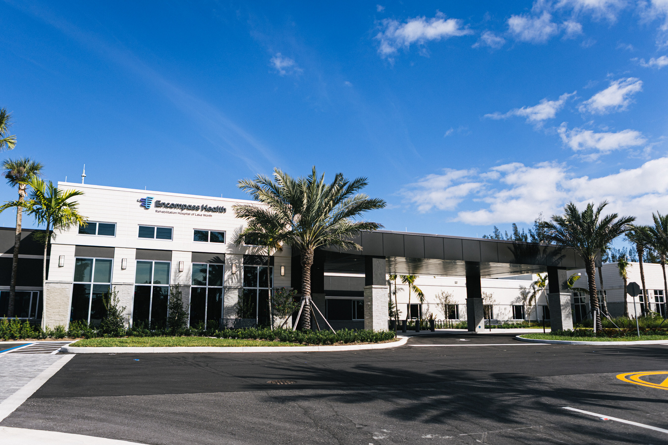 Encompass Health Rehabilitation Hospital of Lake Worth exterior