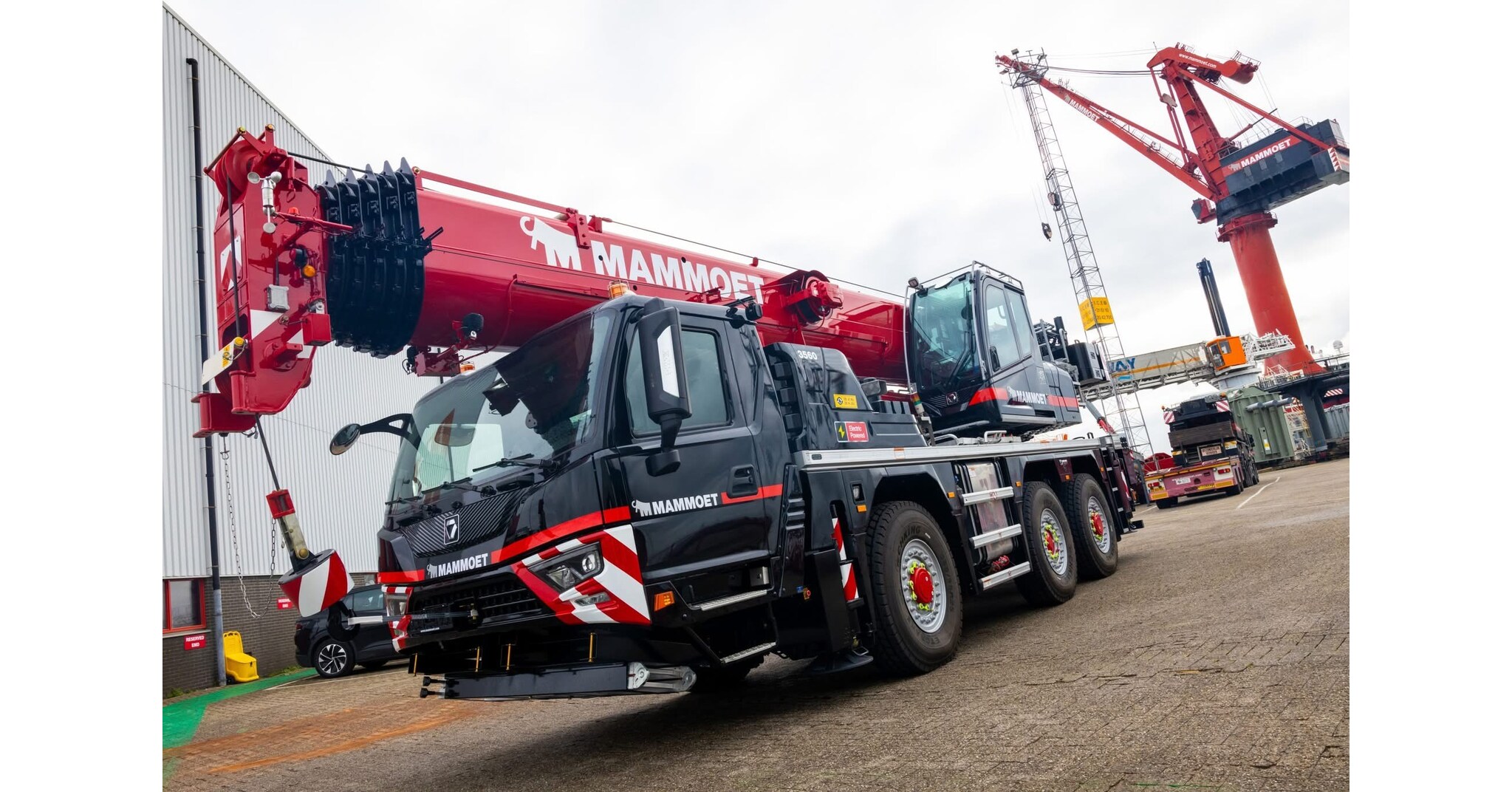 XCMG Delivers Hybrid Mobile Crane XCA60-EV to Mammoet: A Milestone for Sustainable Lifting in Europe