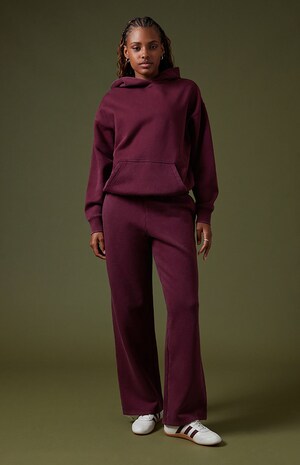 Pacsun Unveils Its Standout Holiday Styles, Embracing Baggy Denim and Cozy Fleece for the Season